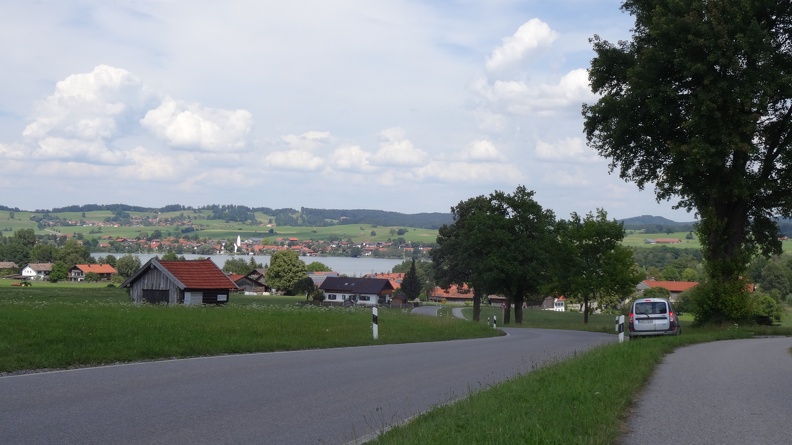 Blick auf Froschhausen und Riegsee