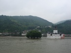 mitten im Rhein