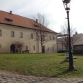 Kloster und Brunnen